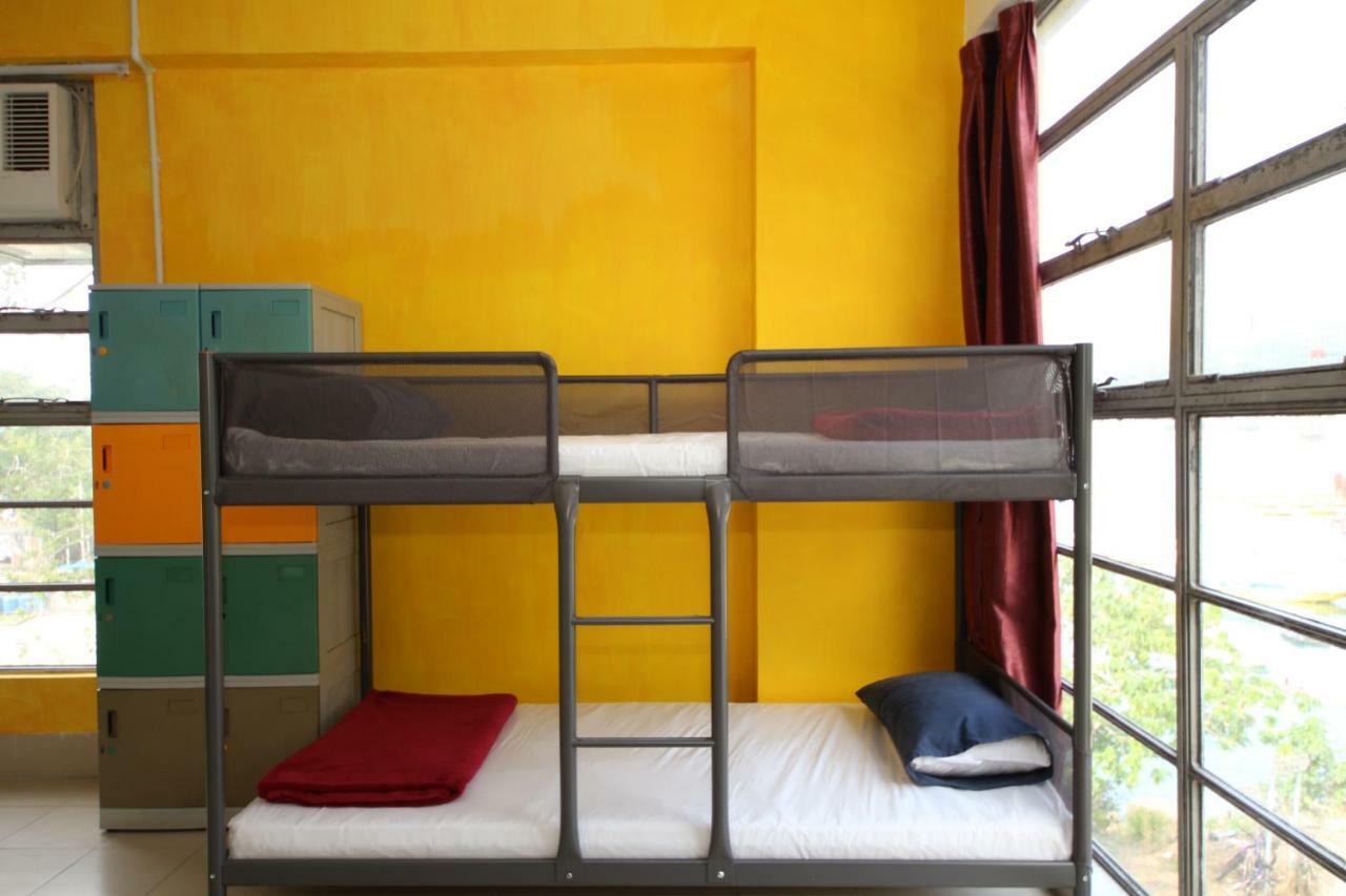 Yha Bradbury Jockey Club Youth Hostel Hong Kong Bagian luar foto